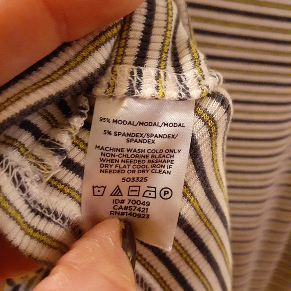 Top NWOT - Picture 8 of 8